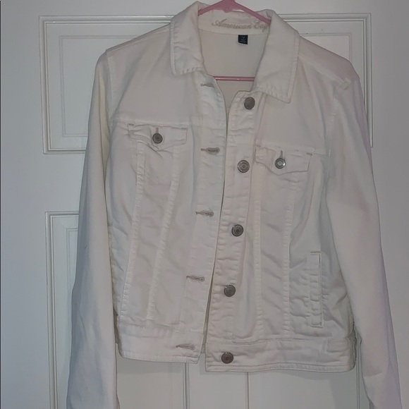 American Eagle white jean jacket - Picture 2 of 2